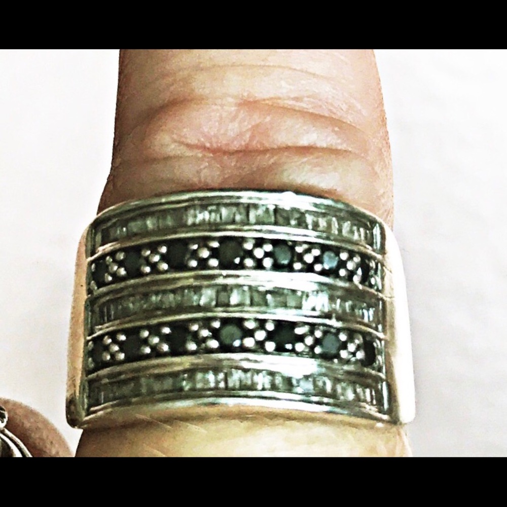 Genuine Silver & diamonds Ladies ring